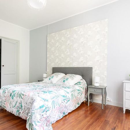 Ombrelle Villa Le Pian-sur-Garonne ภายนอก รูปภาพ